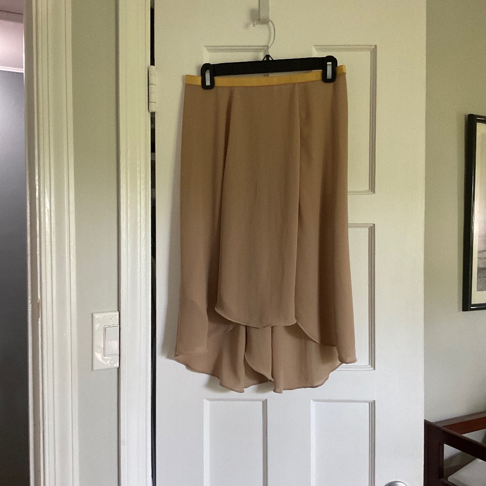 Toi Toi Toi ballet skirt high-low hook and eye skirt, size medium